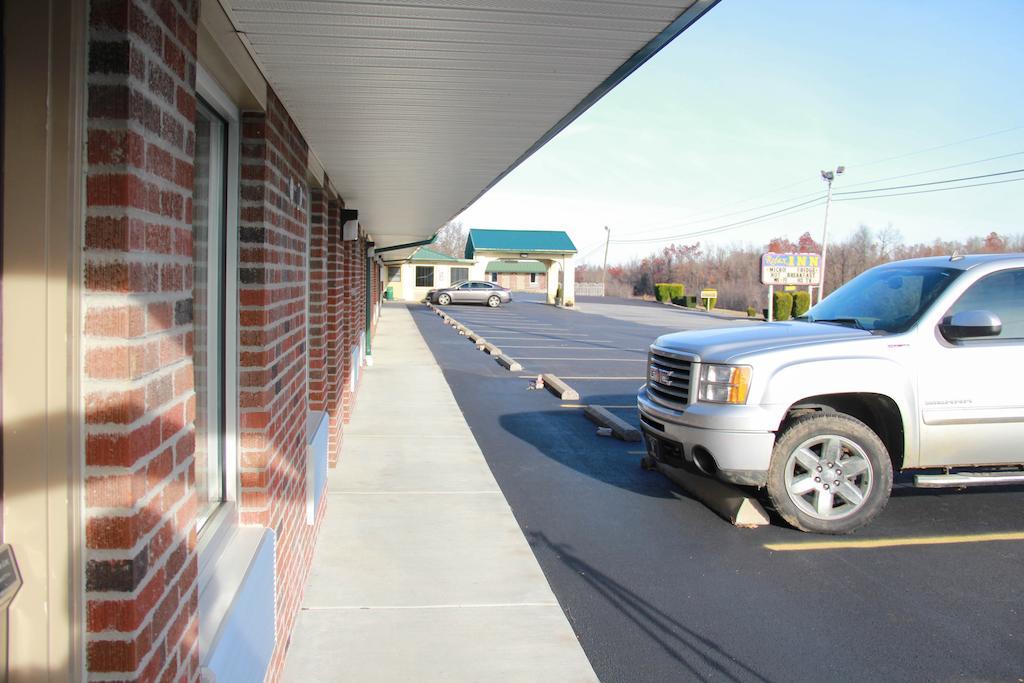 Relax Inn And Suites Kuttawa Exterior photo